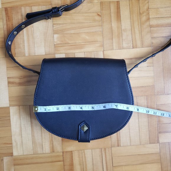 Black crossbody bag with stud details - Picture 7 of 7
